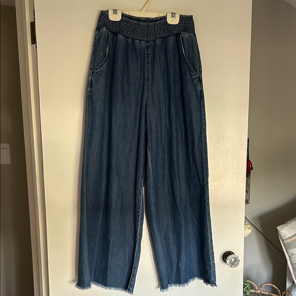 American Eagle Outfitters Denim - American Eagle Outfitters Textured Blue Pants
